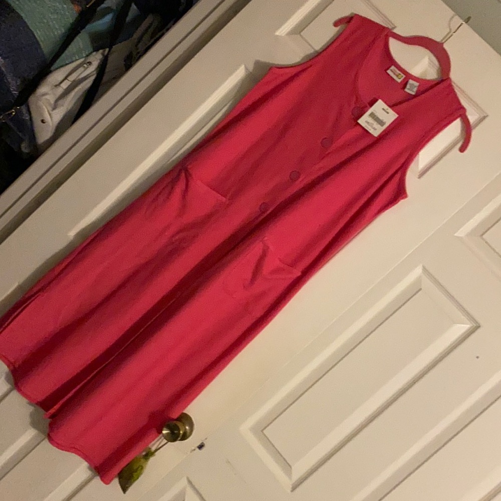 Ladies NWT Pink Beach Cover M